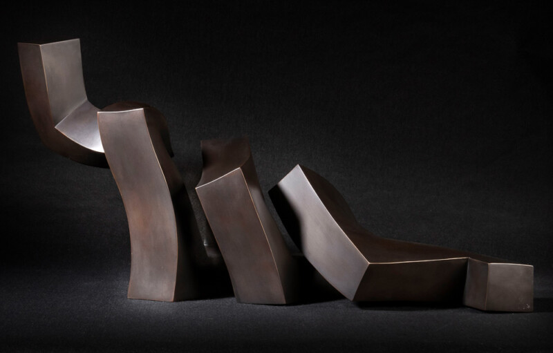 Wiederauferstehung-des-Willens-2021-Bronze-33-x-68-x-28-cm-2_gedreht Wiederauferstehung-des-Willens-2021-Bronze-33-x-68-x-28-cm-2_gedreht